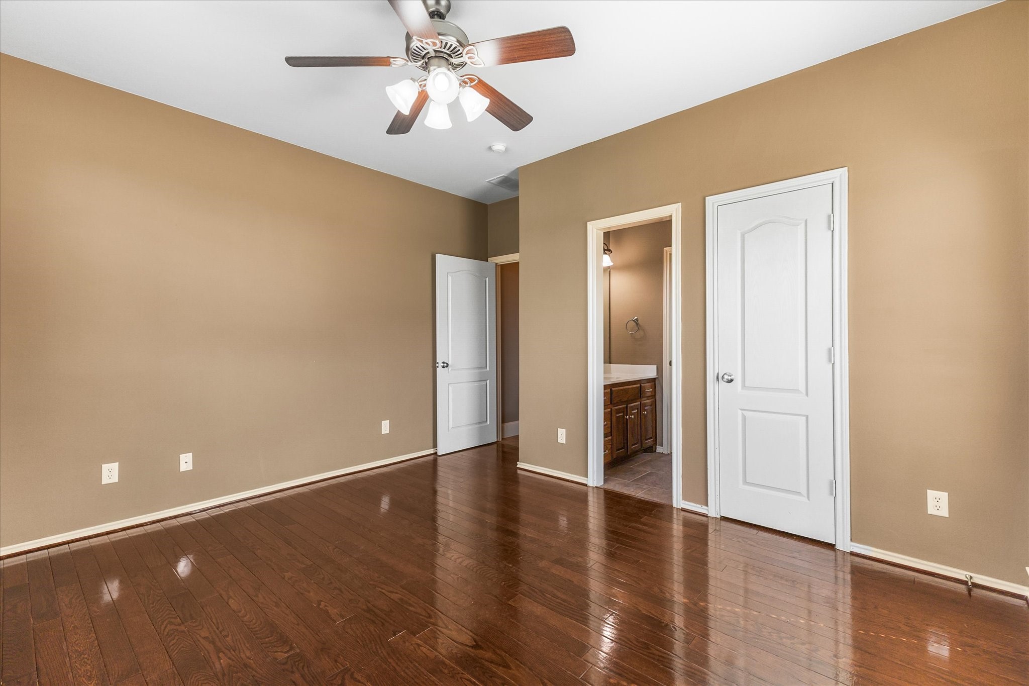 10270 County Road 213 Talty TX 75126