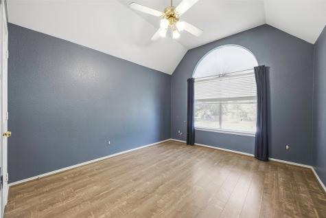 6713 Westbury Court Benbrook TX 76132