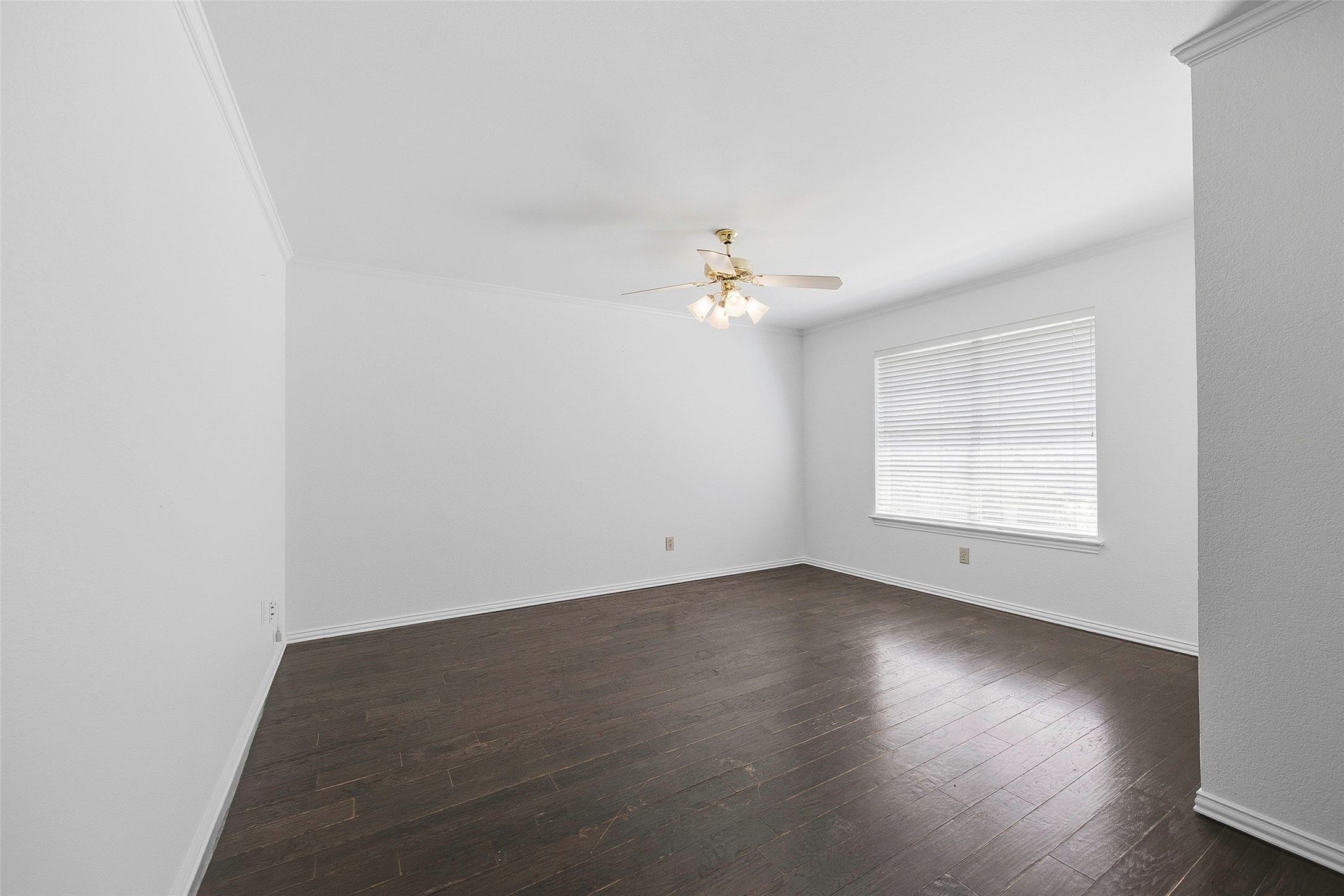 6713 Westbury Court Benbrook TX 76132