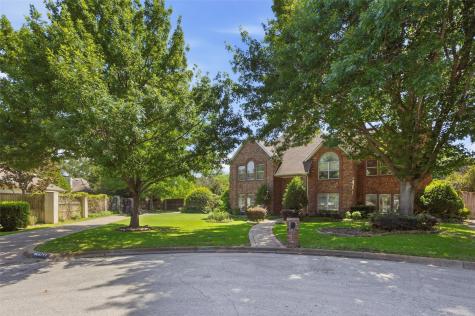 6713 Westbury Court Benbrook TX 76132