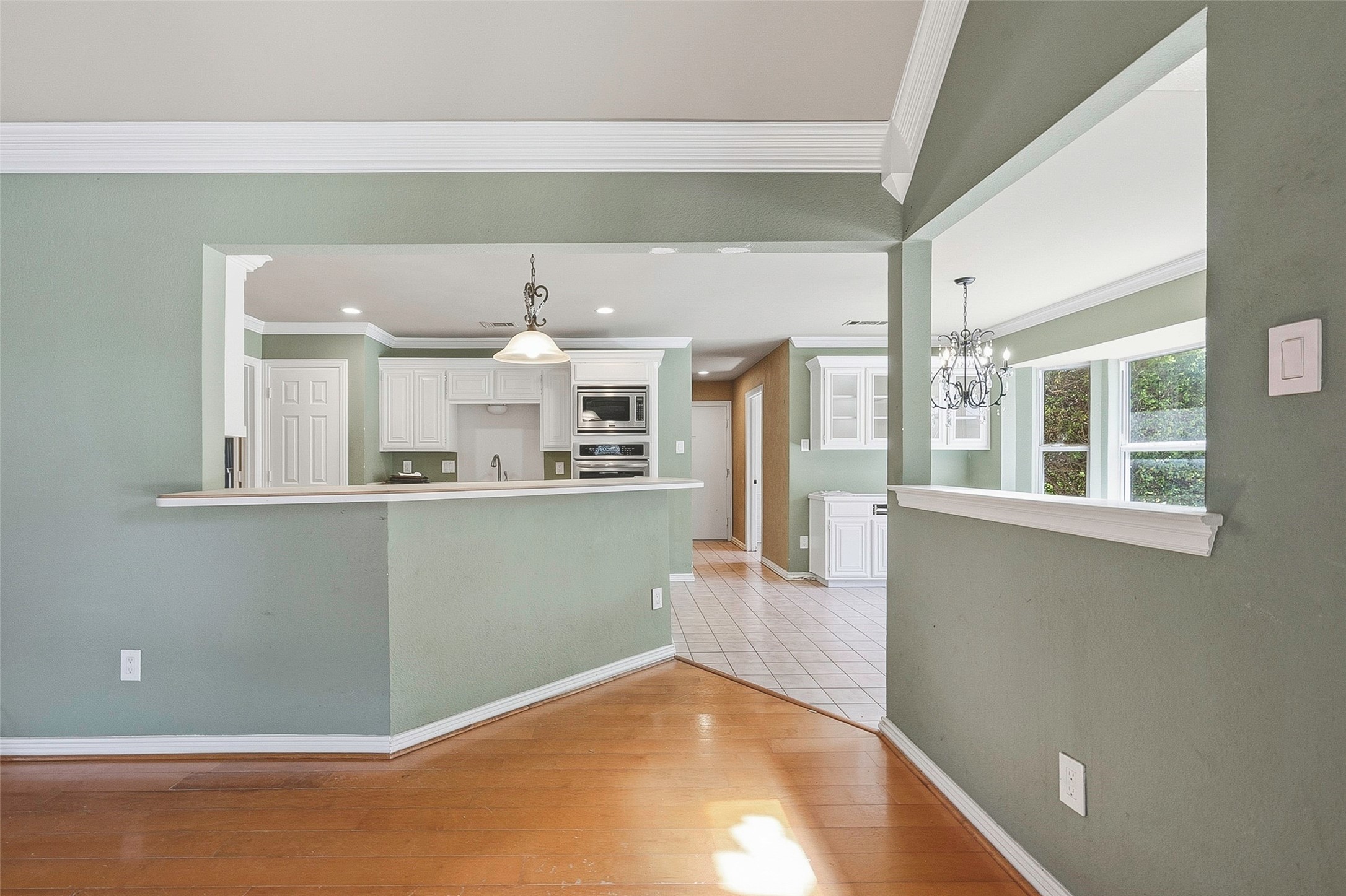 6713 Westbury Court Benbrook TX 76132