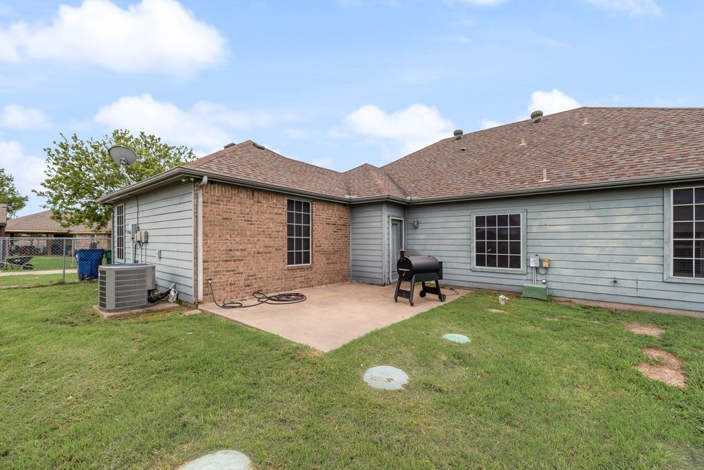 109 Haley Drive Fate TX 75189