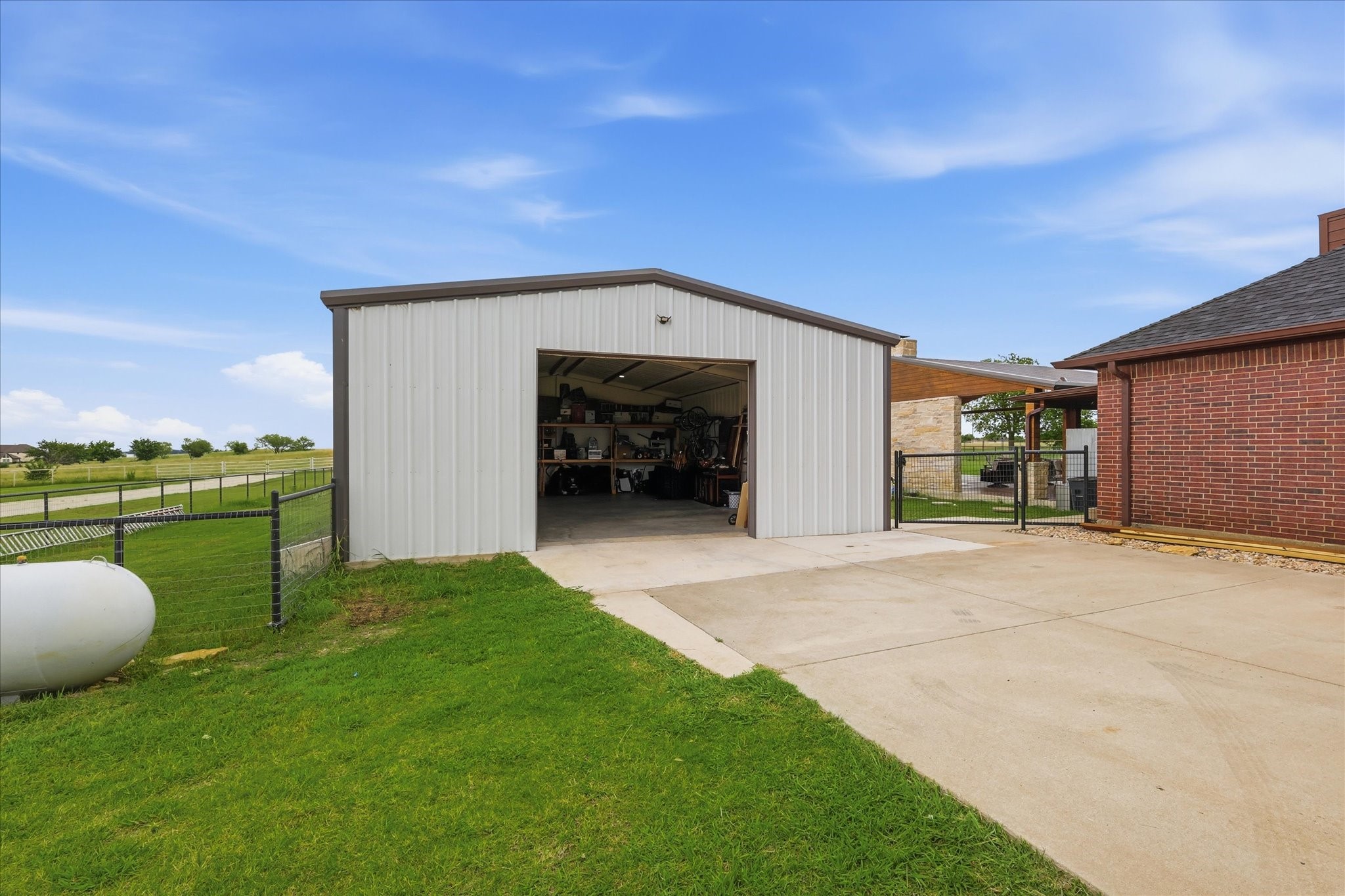 430 Ridgecrest Place Sanger TX 76266