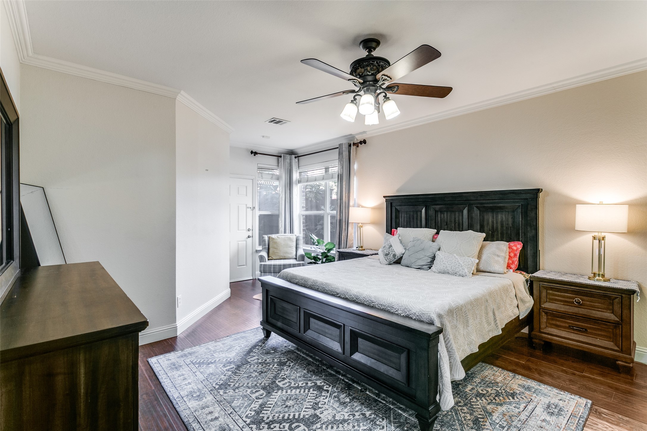 1201 Valley Vista Drive Irving TX 75063