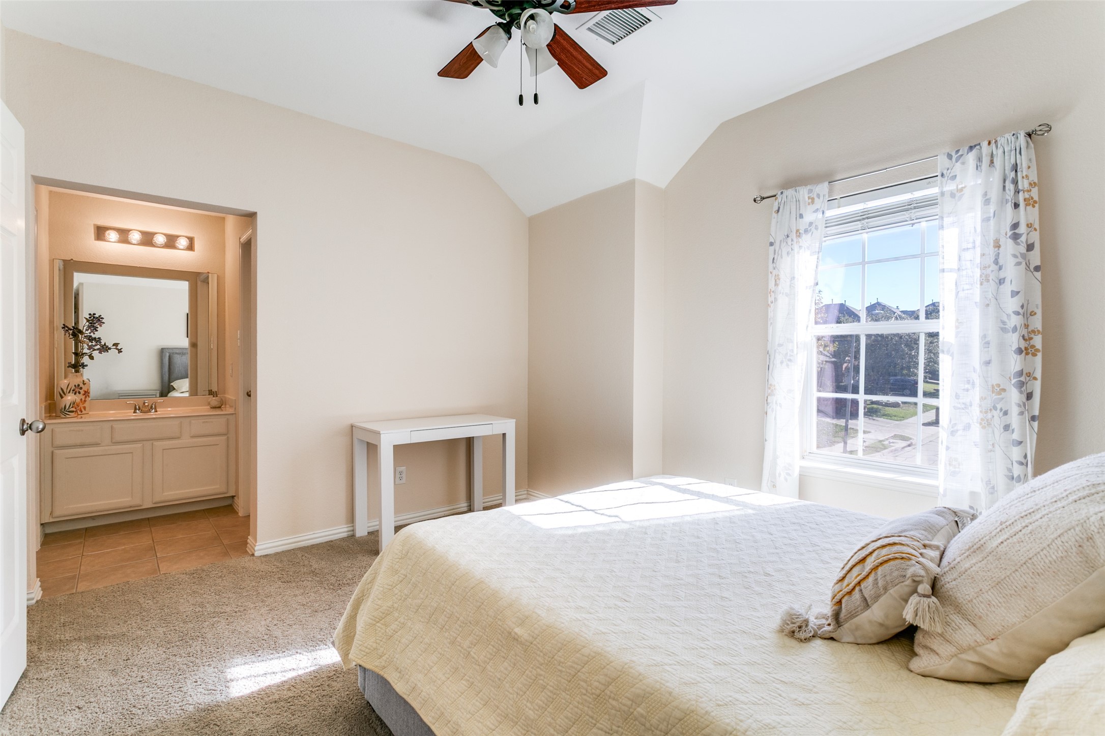1201 Valley Vista Drive Irving TX 75063