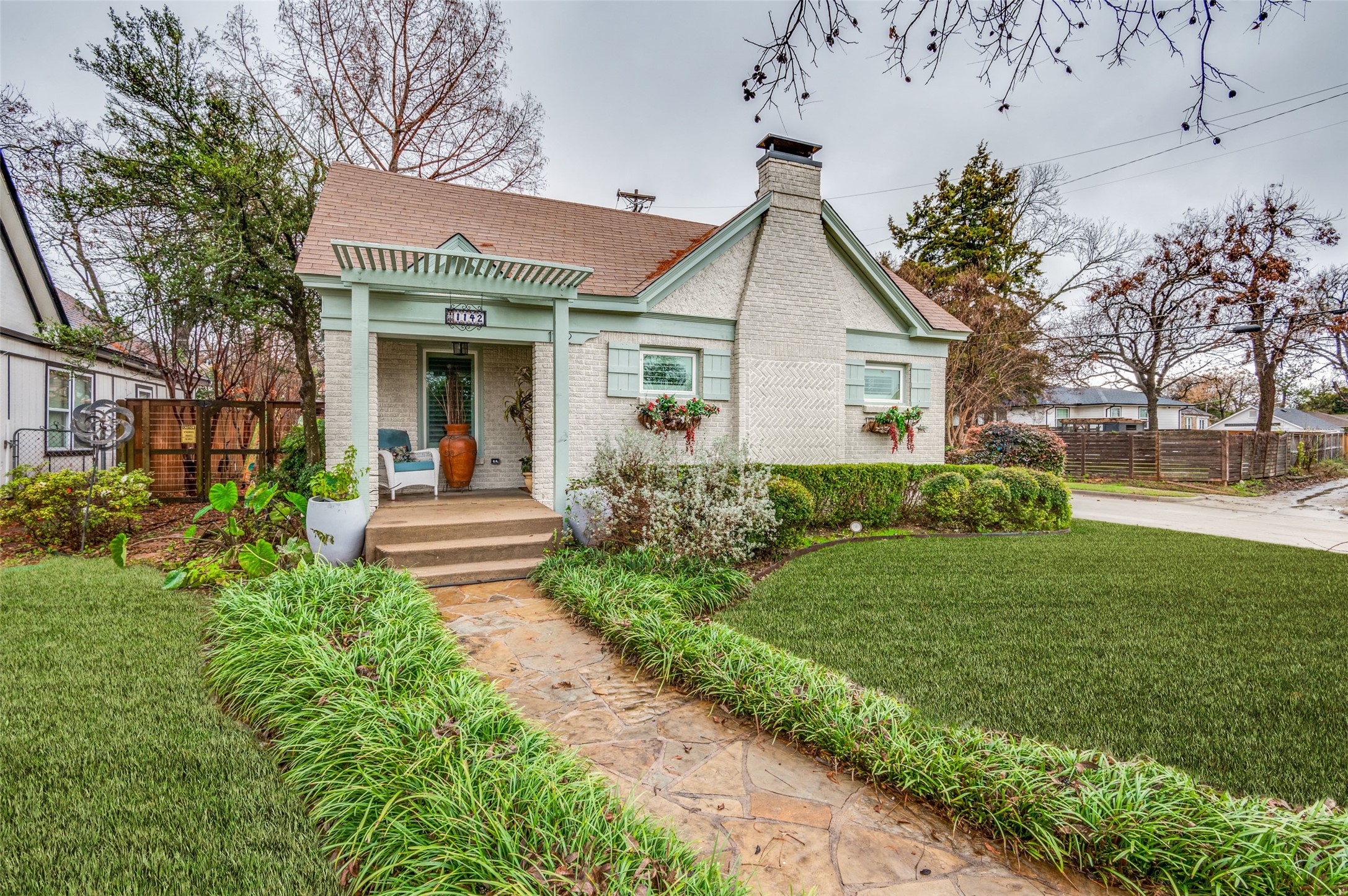 1142 Elmdale Place Dallas TX 75224