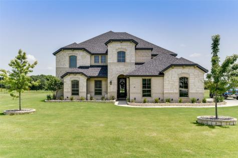 105 Sanders Drive Waxahachie TX 75165