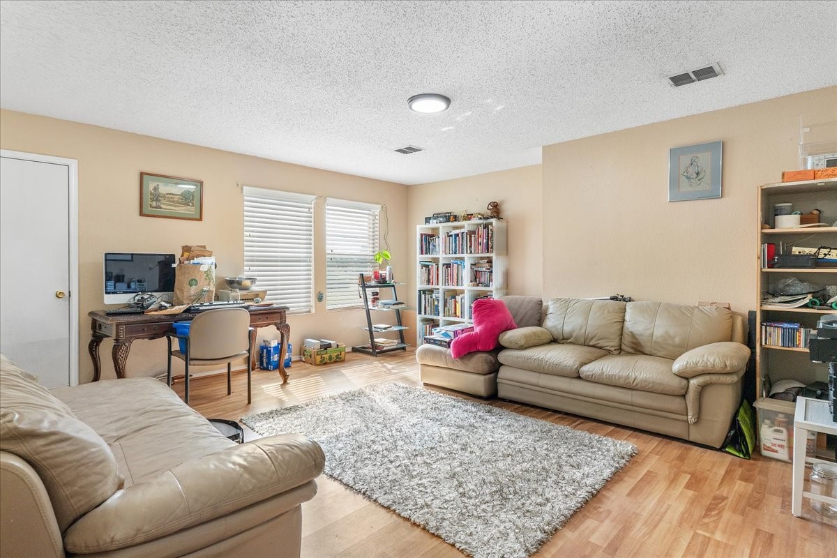 1298 Longleaf Drive Cedar Hill TX 75104