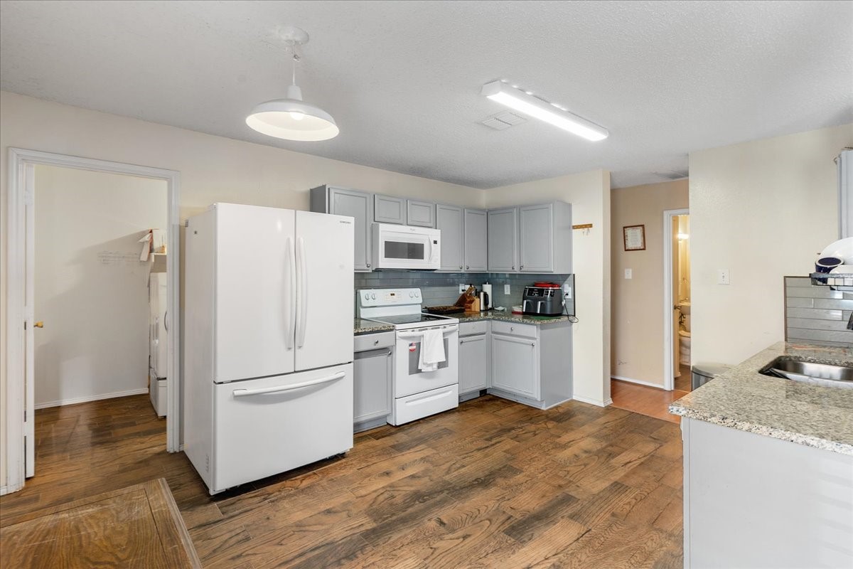 1298 Longleaf Drive Cedar Hill TX 75104