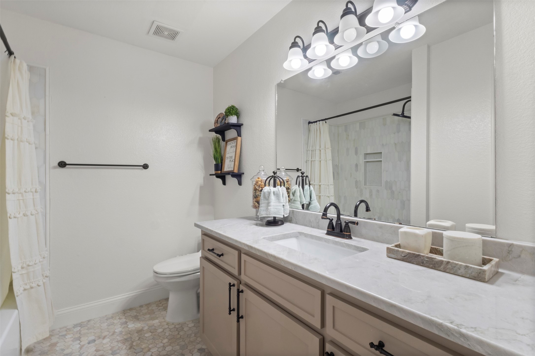 1790 Lake Breeze Drive Rockwall TX 75087