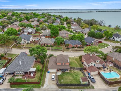 1790 Lake Breeze Drive Rockwall TX 75087