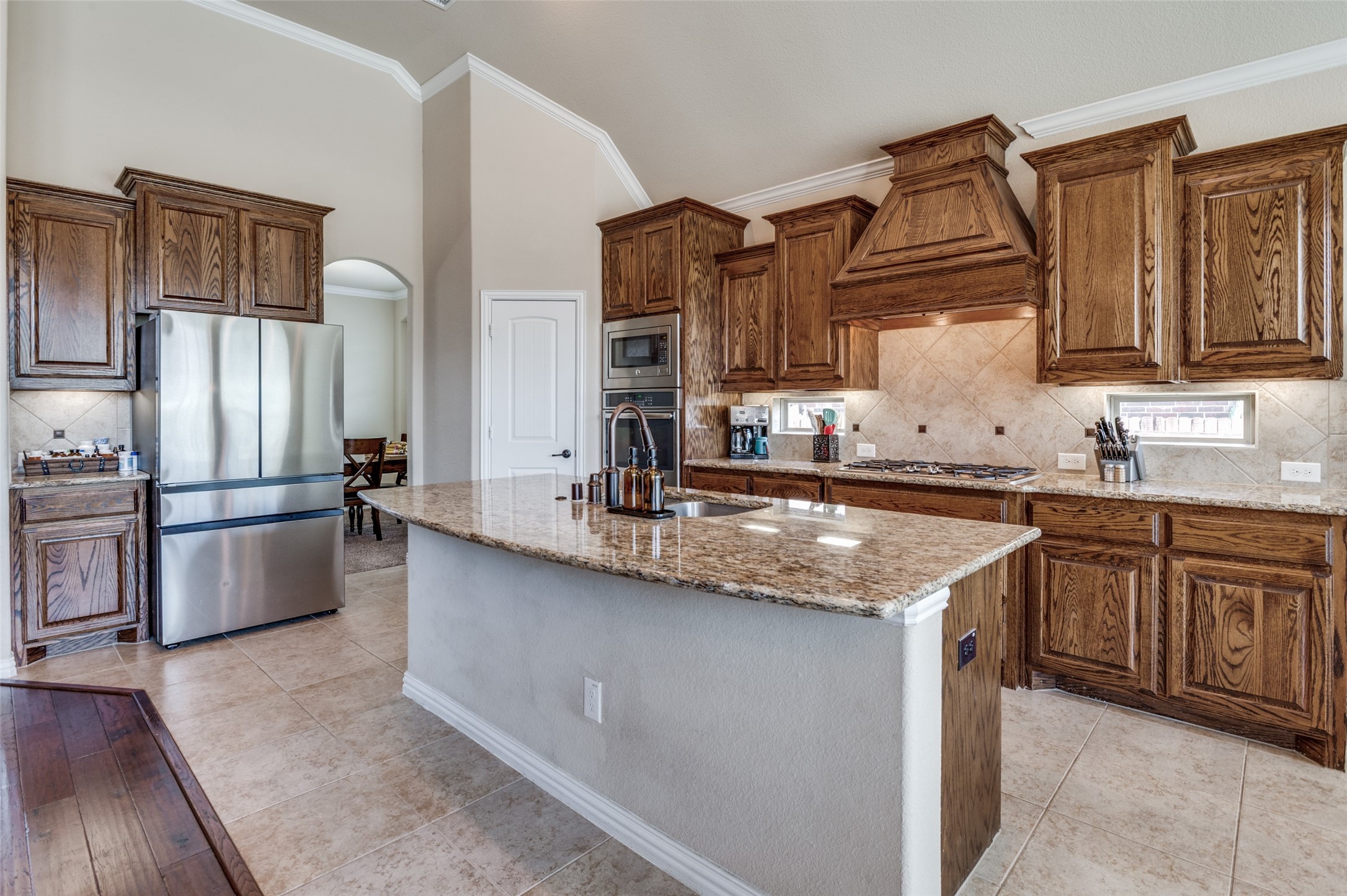 412 Dominion Drive Euless TX 76039