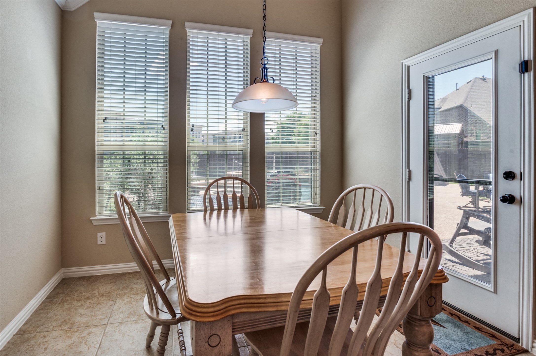 412 Dominion Drive Euless TX 76039