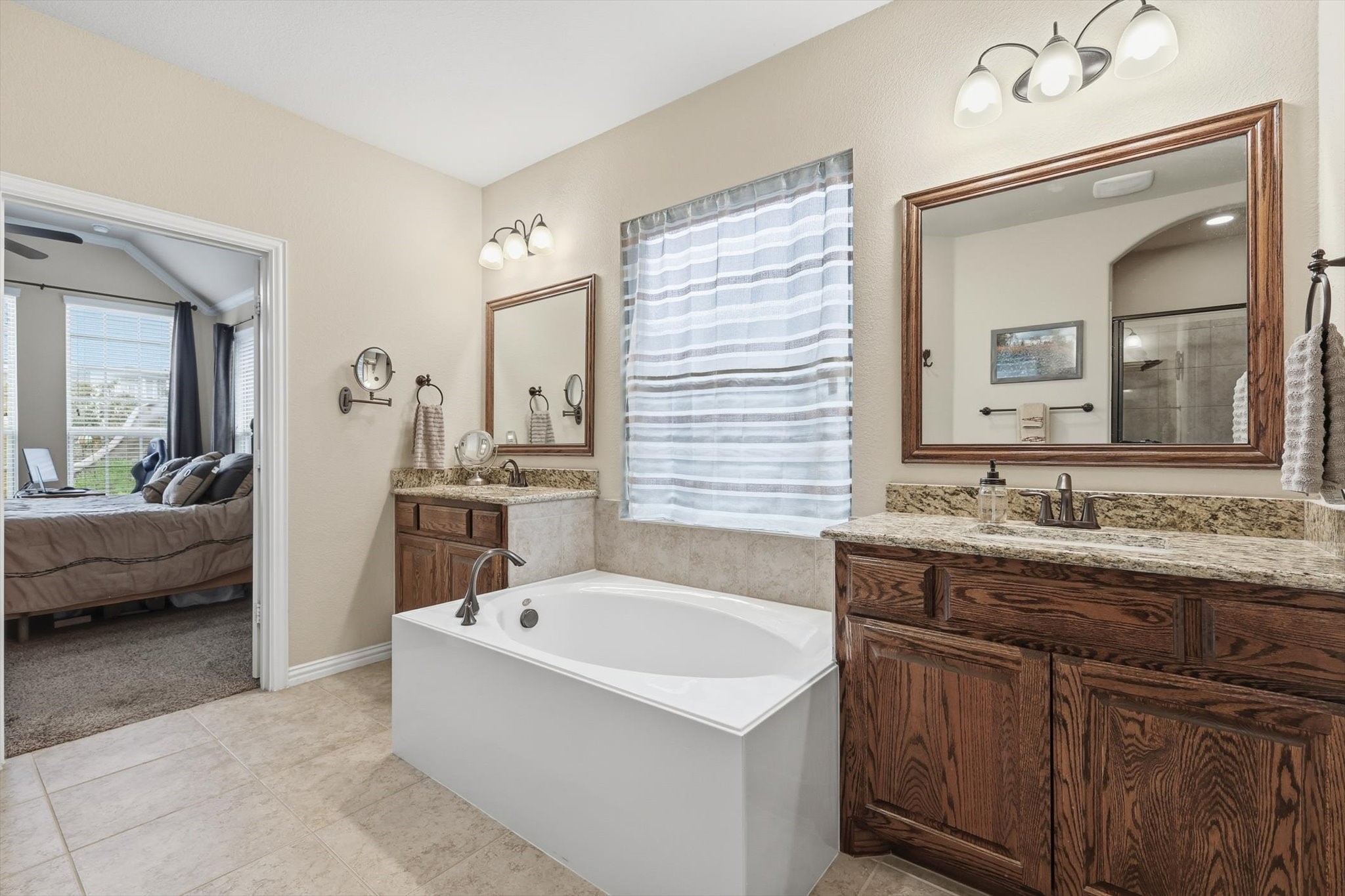 412 Dominion Drive Euless TX 76039
