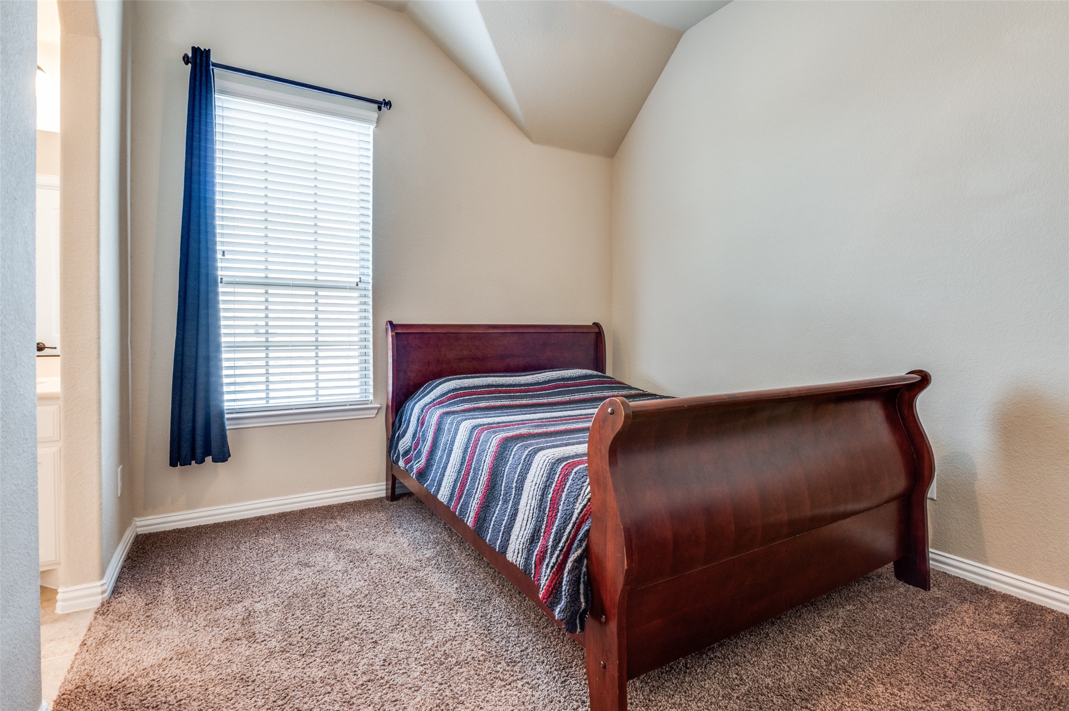 412 Dominion Drive Euless TX 76039