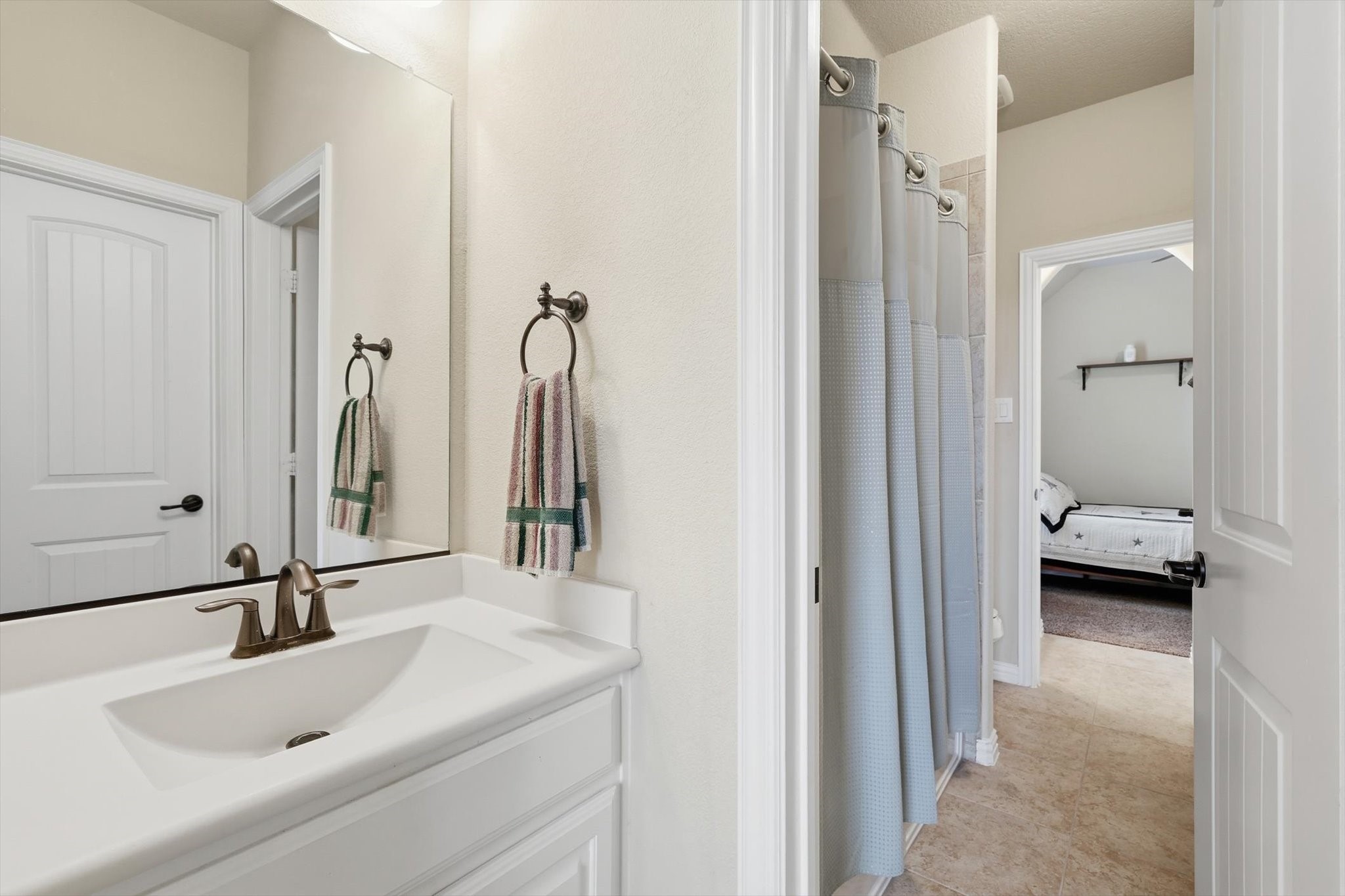 412 Dominion Drive Euless TX 76039