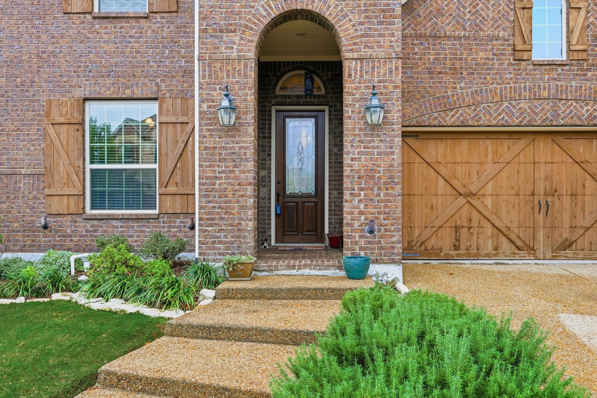 412 Dominion Drive Euless TX 76039