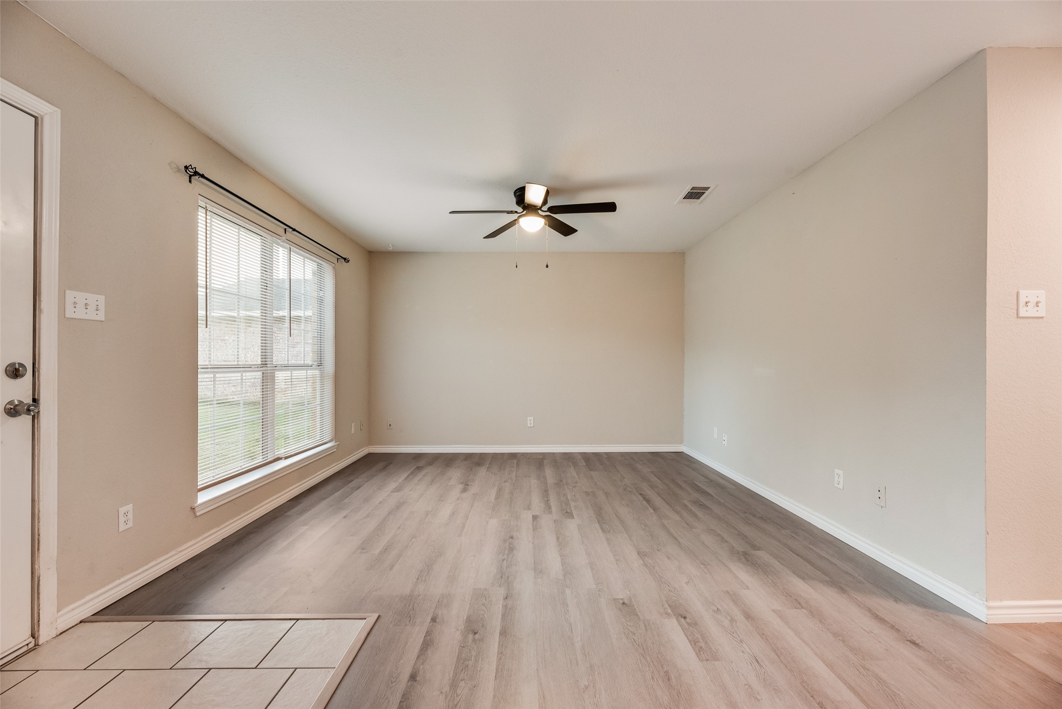 607 Franklin Avenue Pottsboro TX 75076