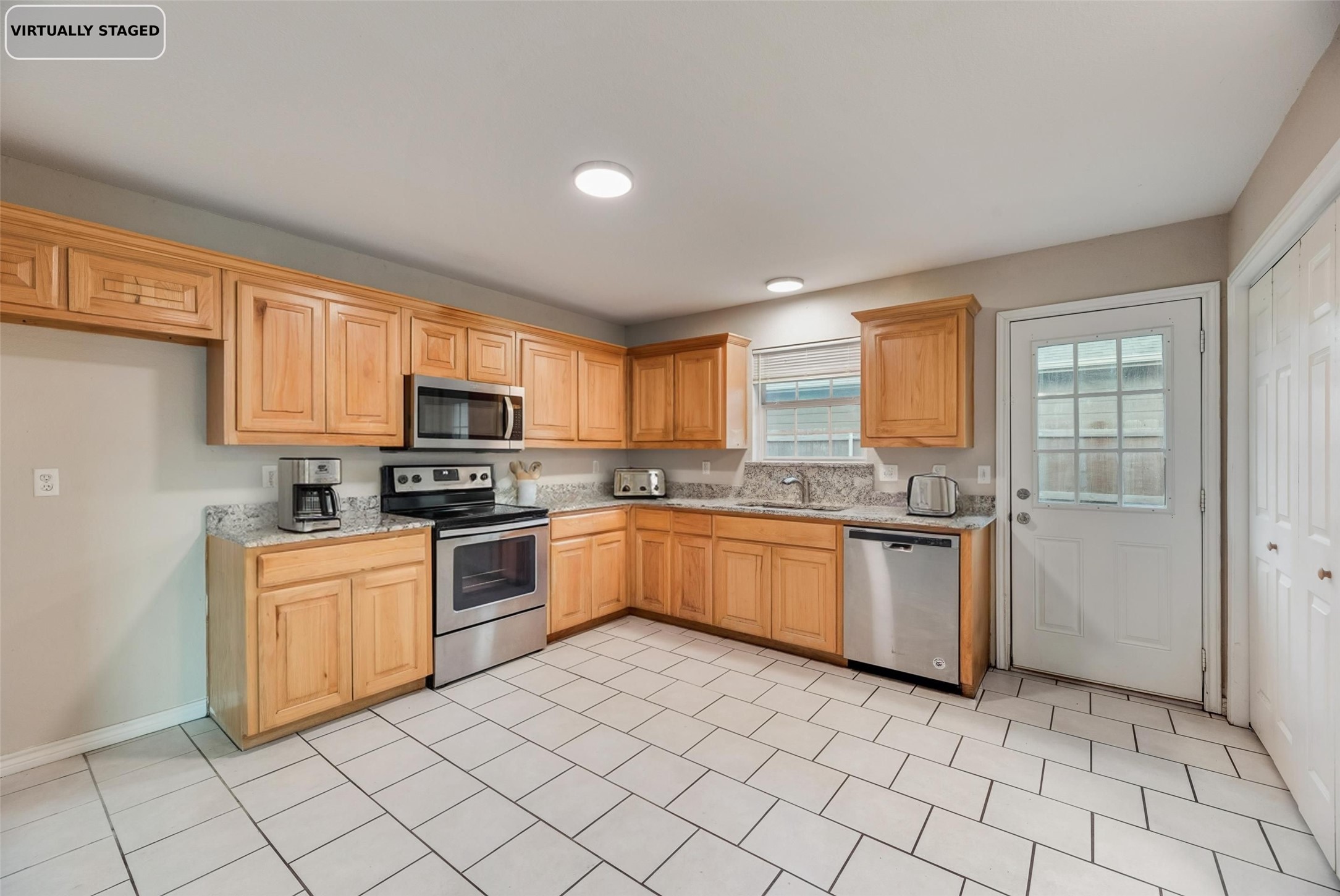607 Franklin Avenue Pottsboro TX 75076