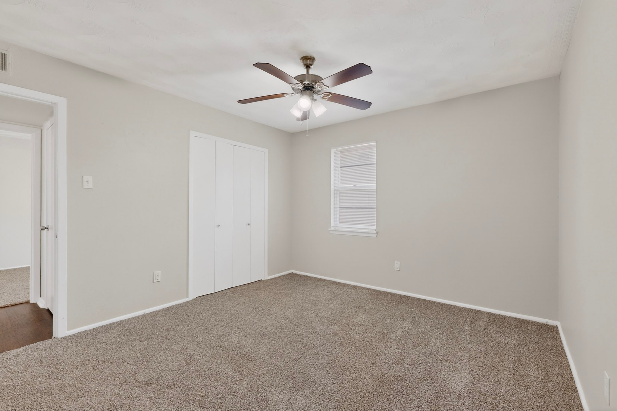 2718 Wesleyan Drive Irving TX 75062