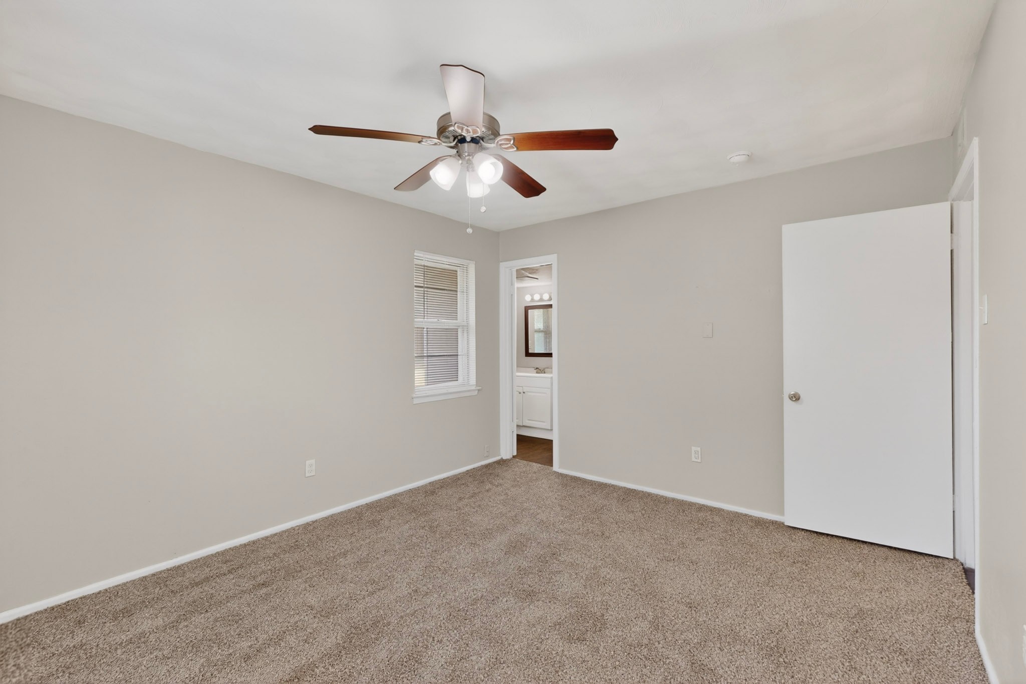 2718 Wesleyan Drive Irving TX 75062