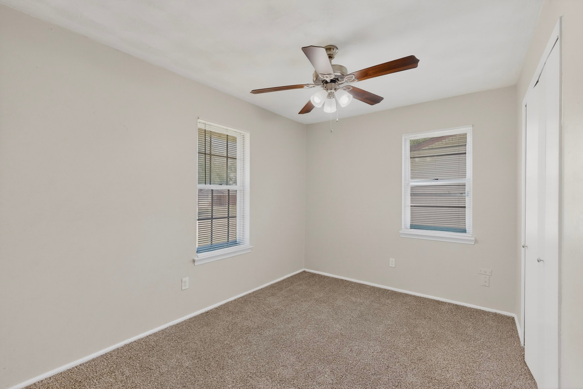 2718 Wesleyan Drive Irving TX 75062