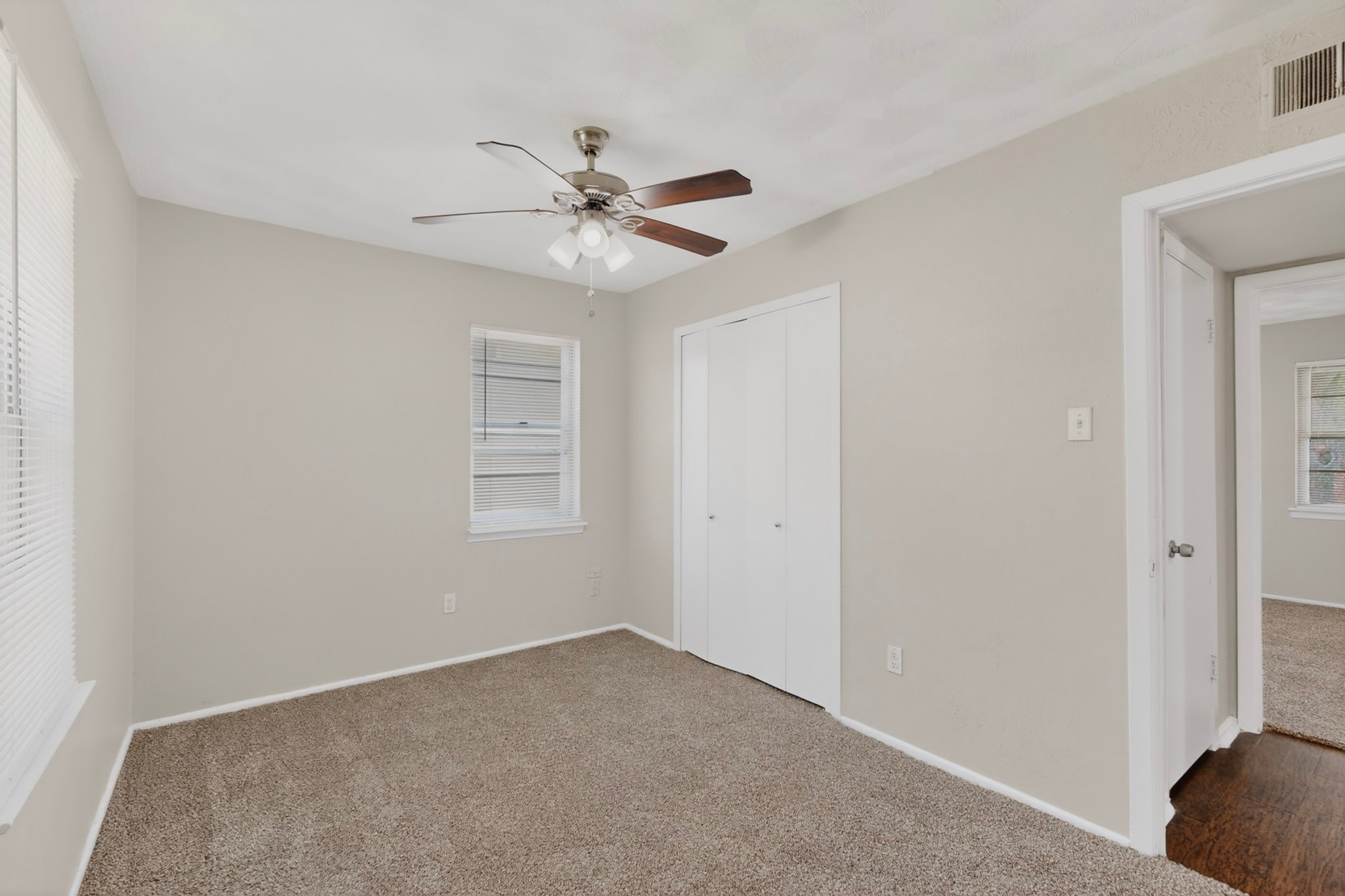 2718 Wesleyan Drive Irving TX 75062