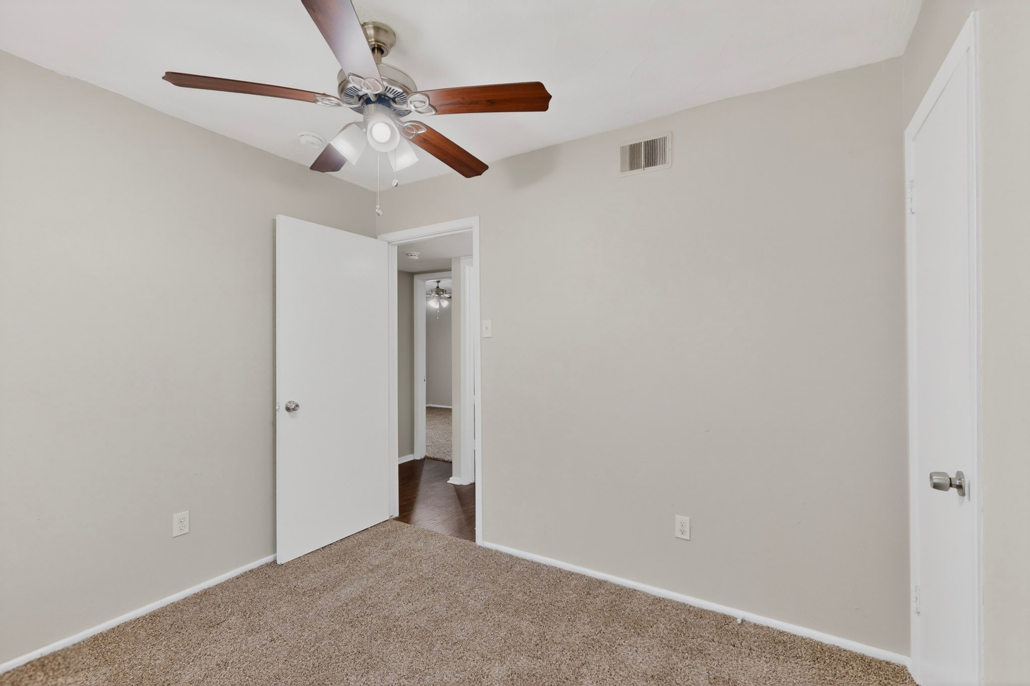 2718 Wesleyan Drive Irving TX 75062