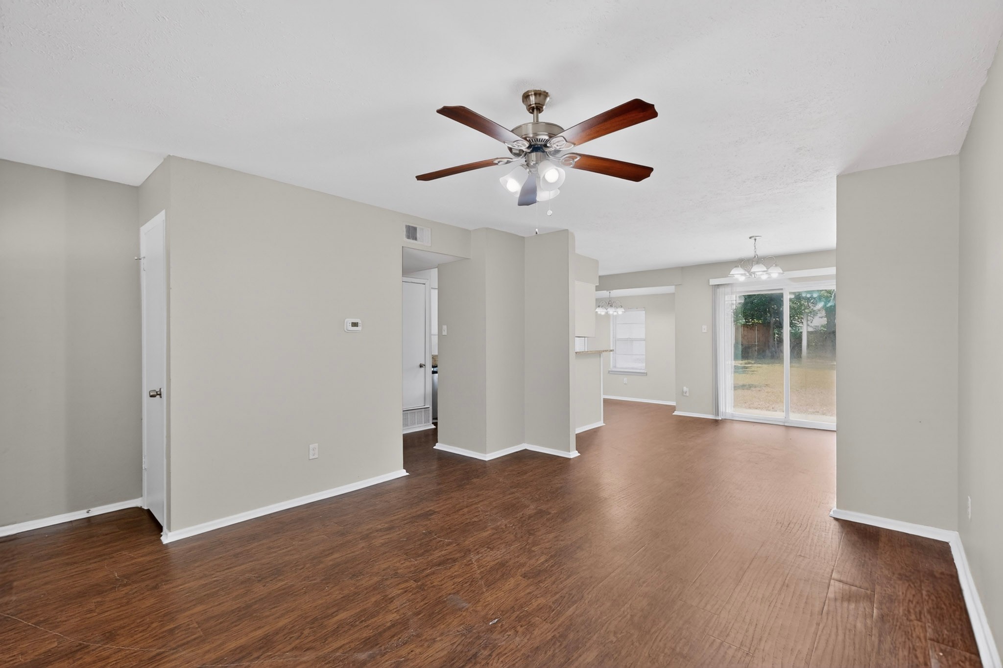 2718 Wesleyan Drive Irving TX 75062