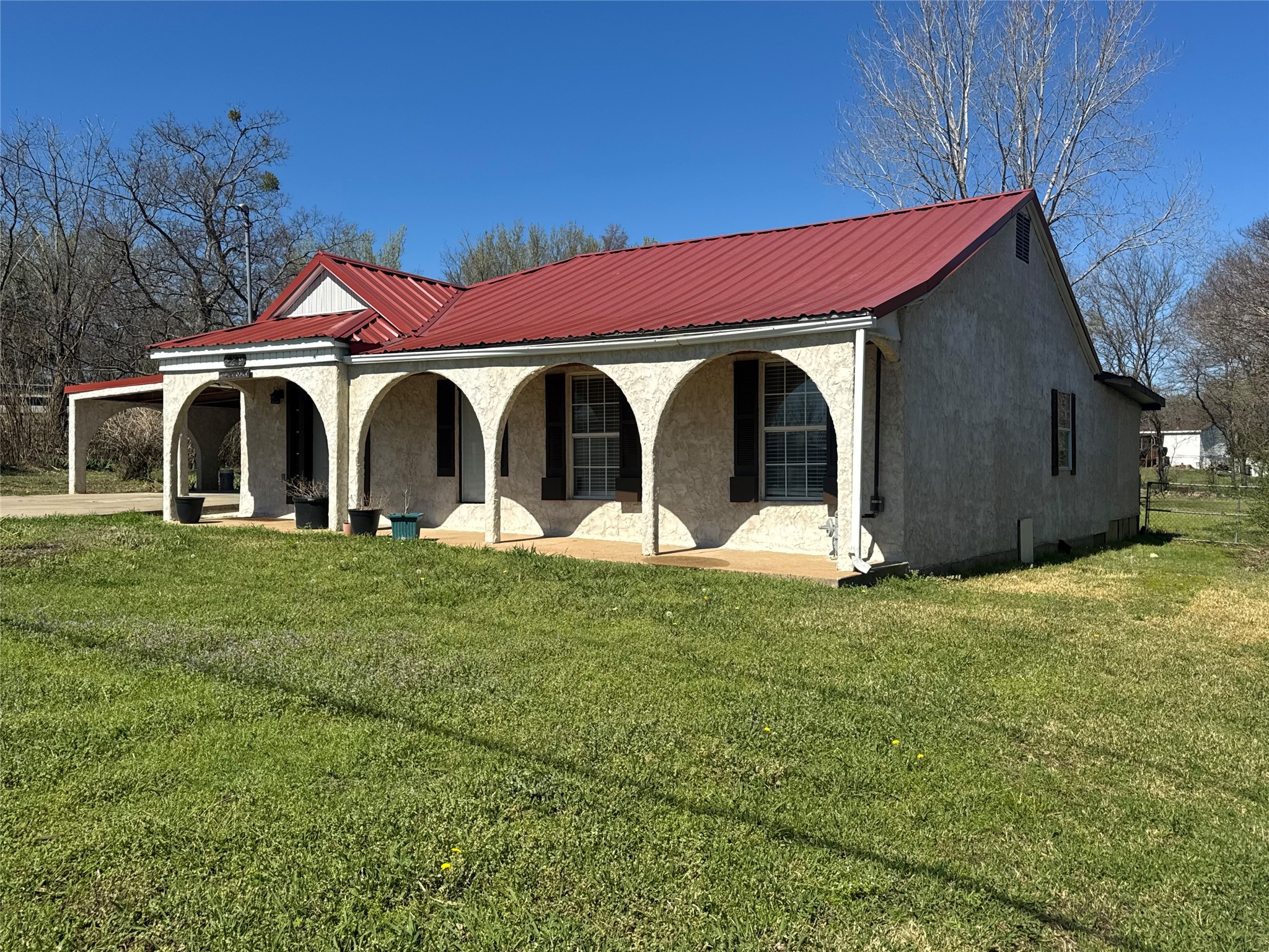 429 E Hanna Street Denison TX 75021