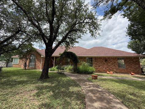 107 Ridge Court Glen Rose TX 76043