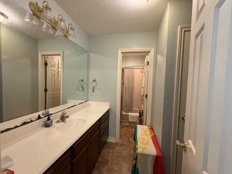 107 Ridge Court Glen Rose TX 76043
