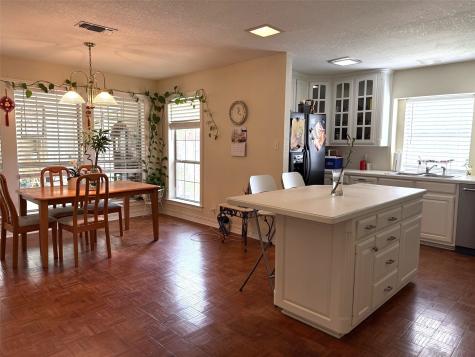 107 Ridge Court Glen Rose TX 76043