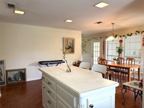 107 Ridge Court Glen Rose TX 76043