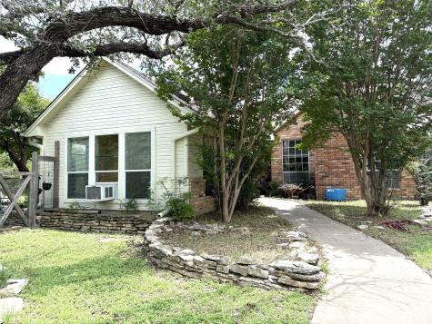 107 Ridge Court Glen Rose TX 76043