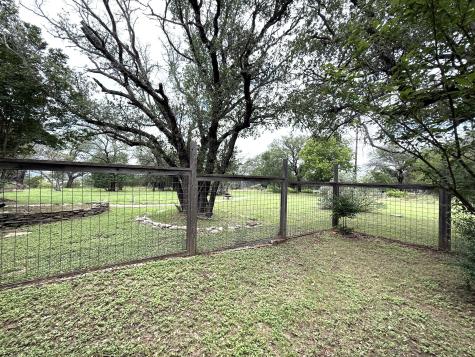 107 Ridge Court Glen Rose TX 76043