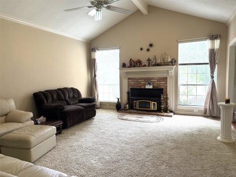 107 Ridge Court Glen Rose TX 76043