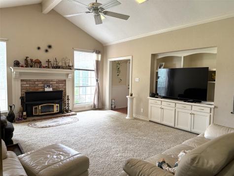 107 Ridge Court Glen Rose TX 76043