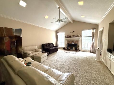 107 Ridge Court Glen Rose TX 76043