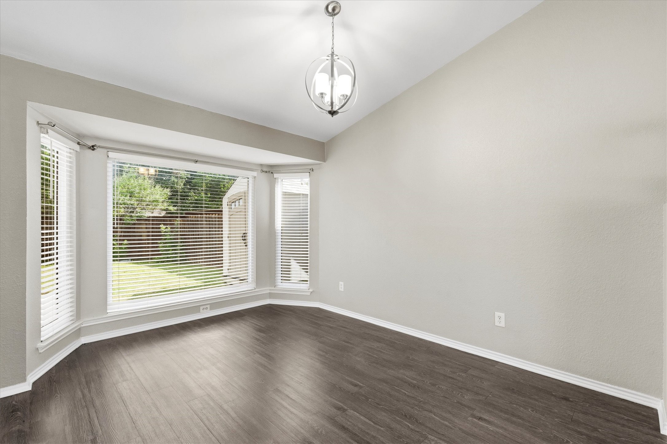 2110 Lansdown Drive Carrollton TX 75010