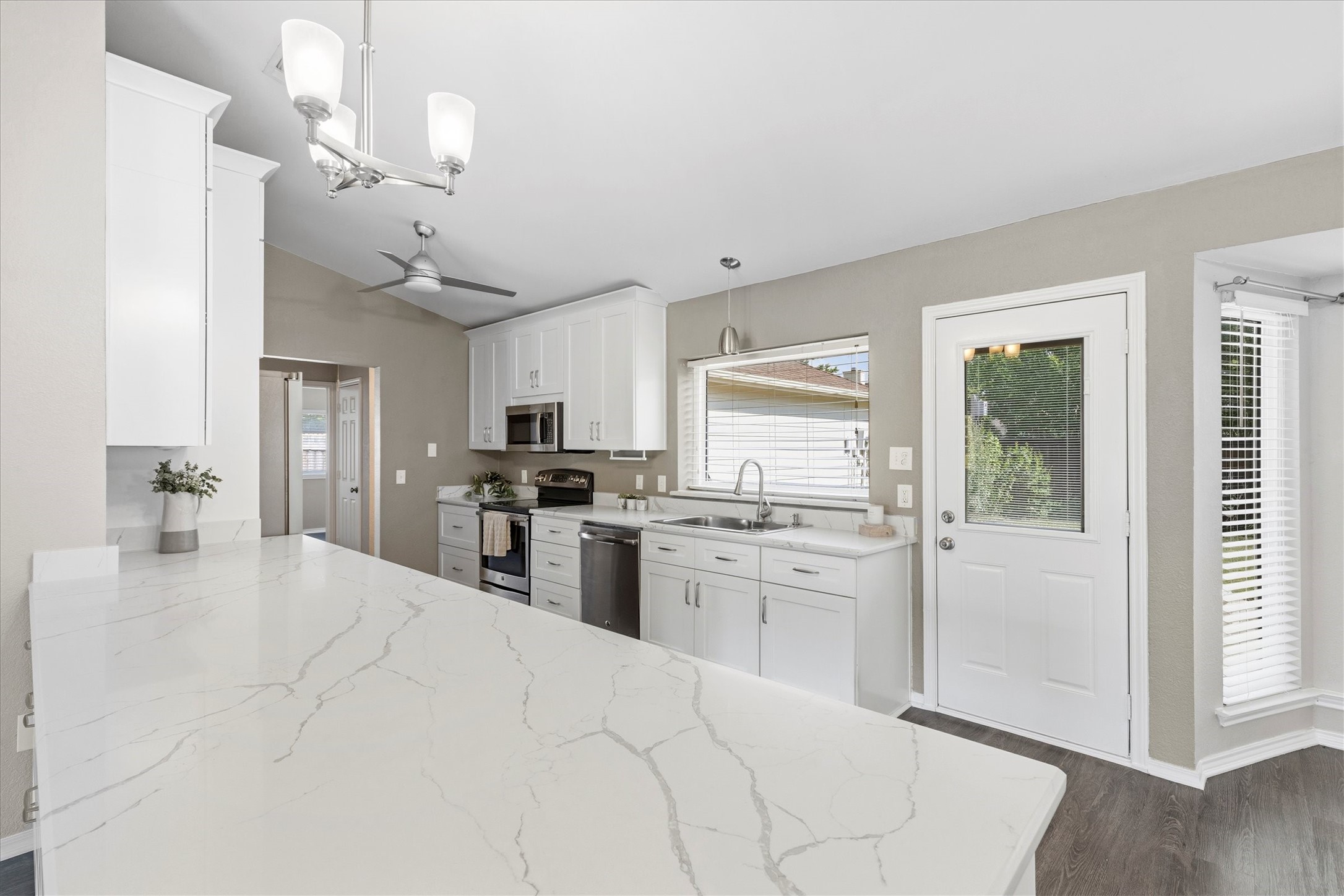 2110 Lansdown Drive Carrollton TX 75010