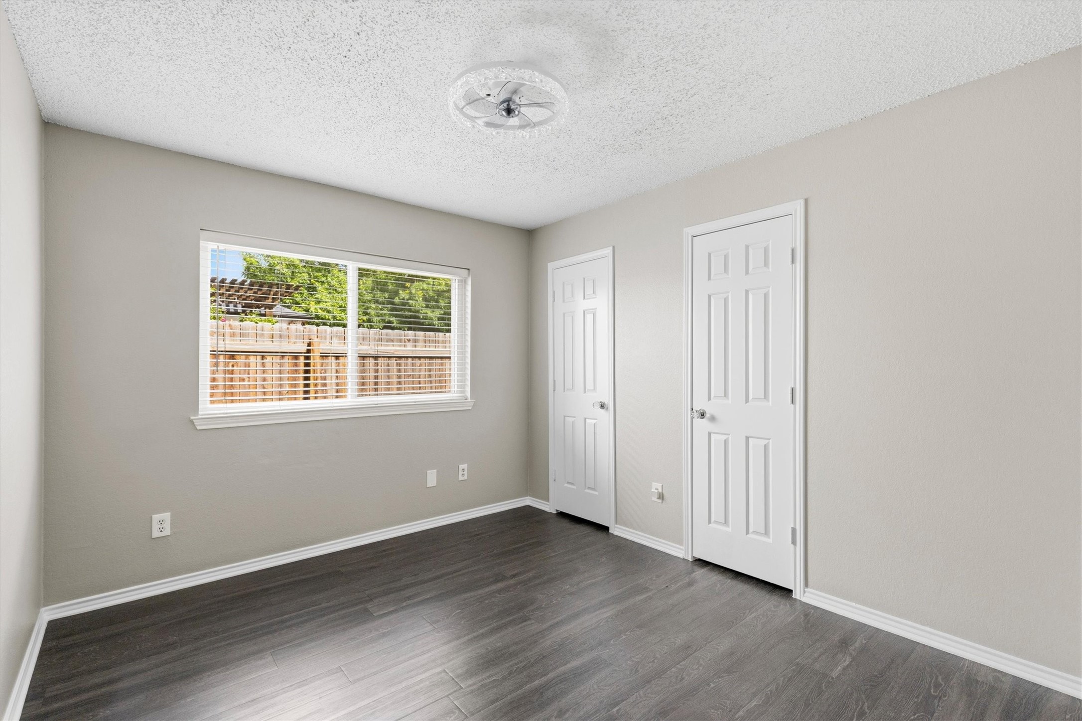 2110 Lansdown Drive Carrollton TX 75010