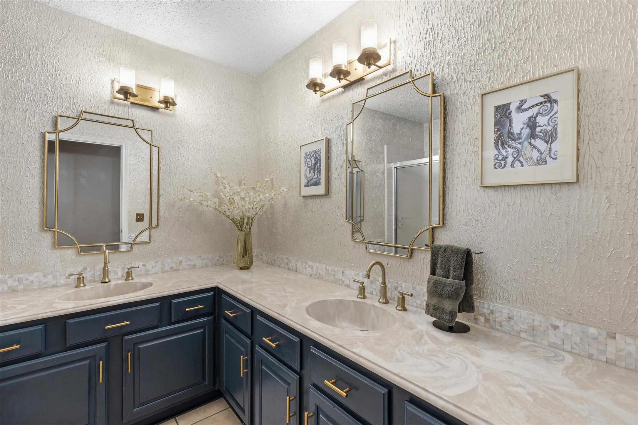 2110 Lansdown Drive Carrollton TX 75010
