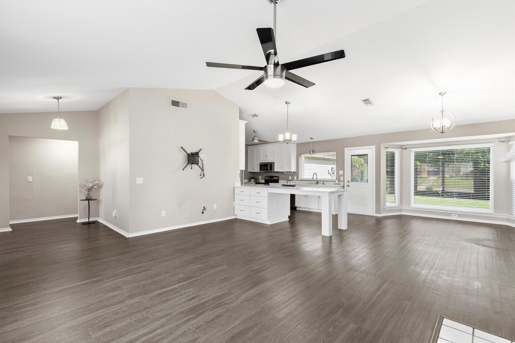2110 Lansdown Drive Carrollton TX 75010