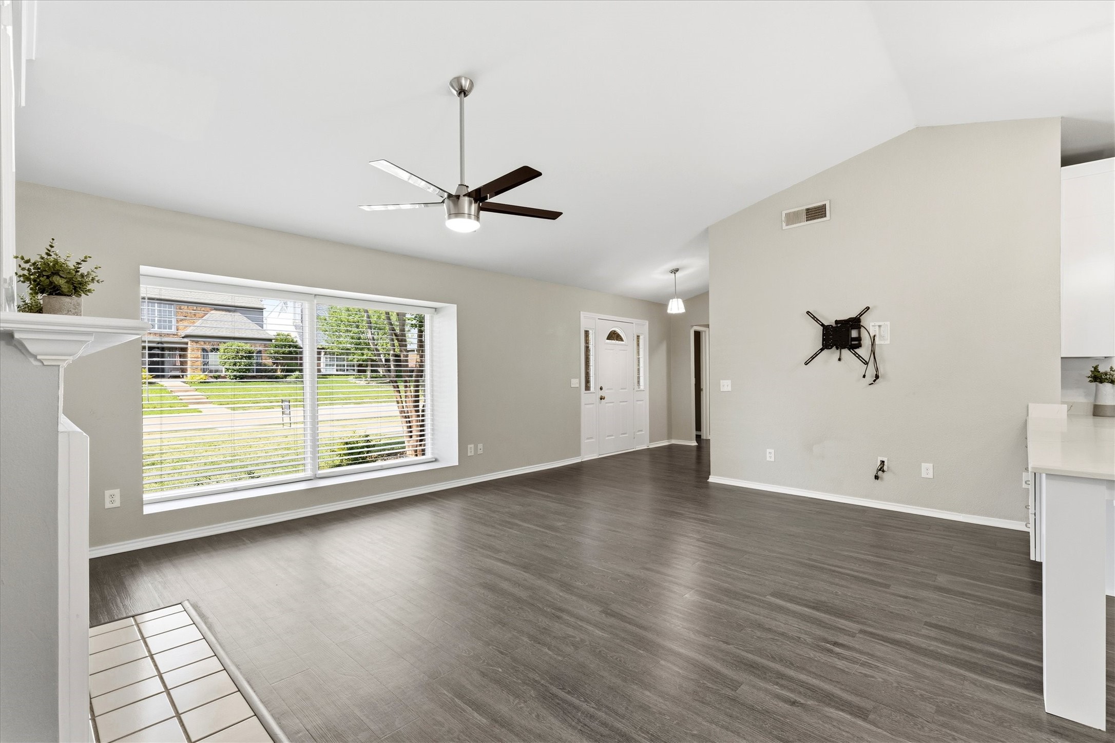 2110 Lansdown Drive Carrollton TX 75010