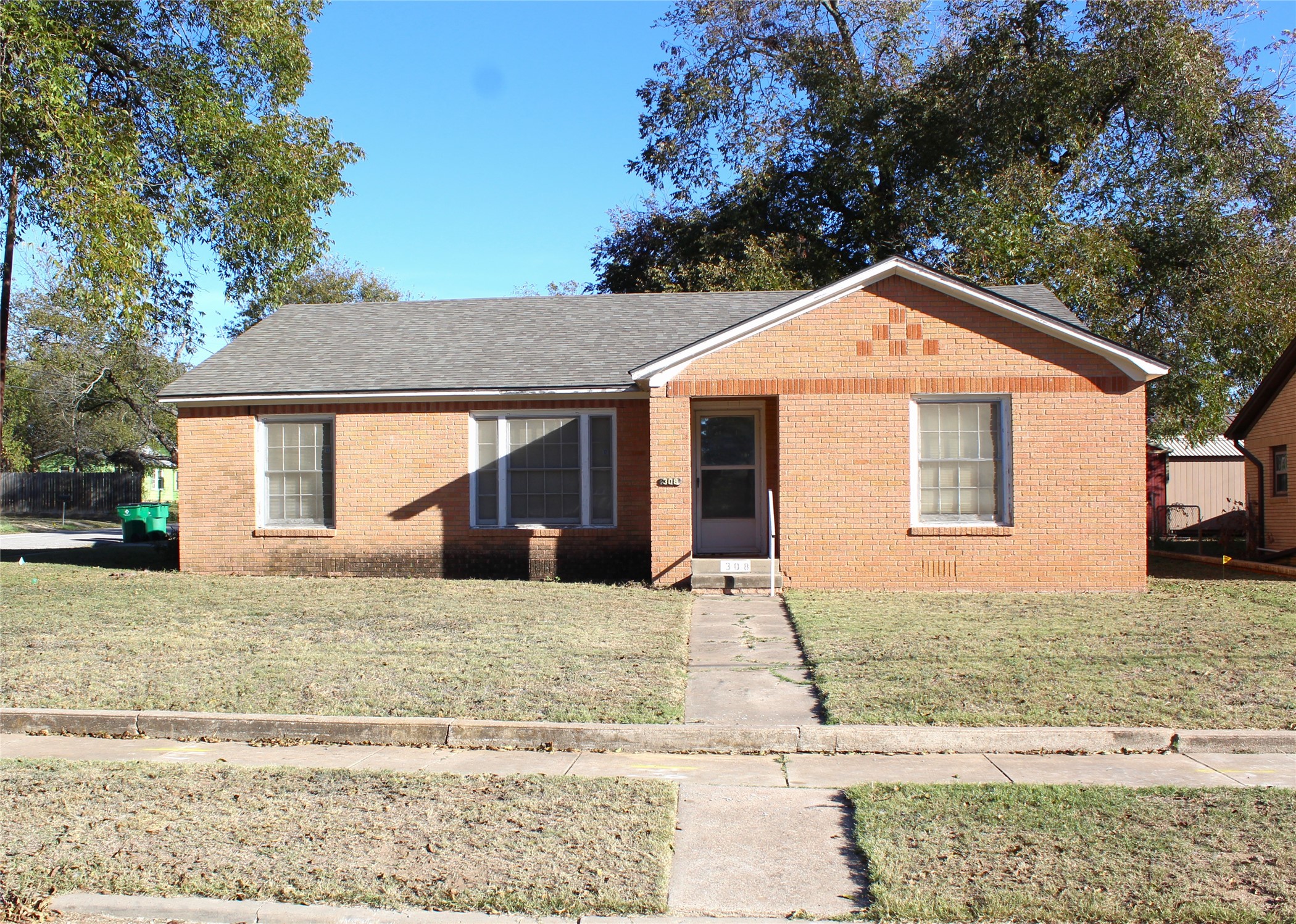 308 W Live Oak Street Dublin TX 76446