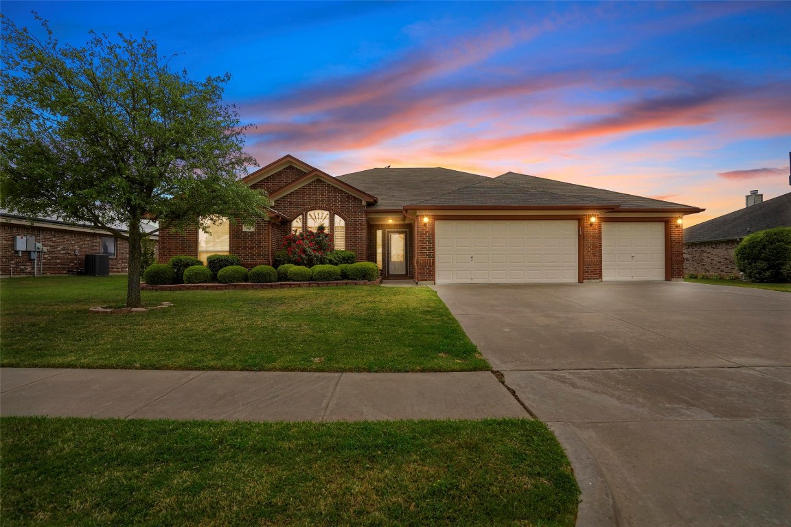 613 W Sheila Circle Joshua TX 76058
