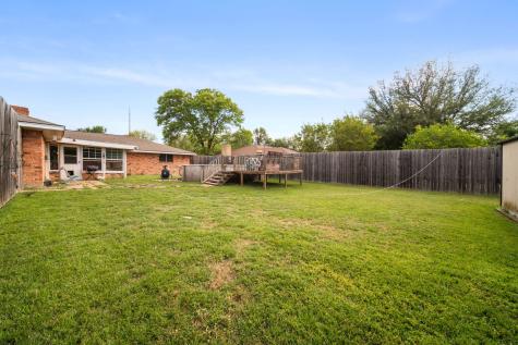112 Charles Street Desoto TX 75115