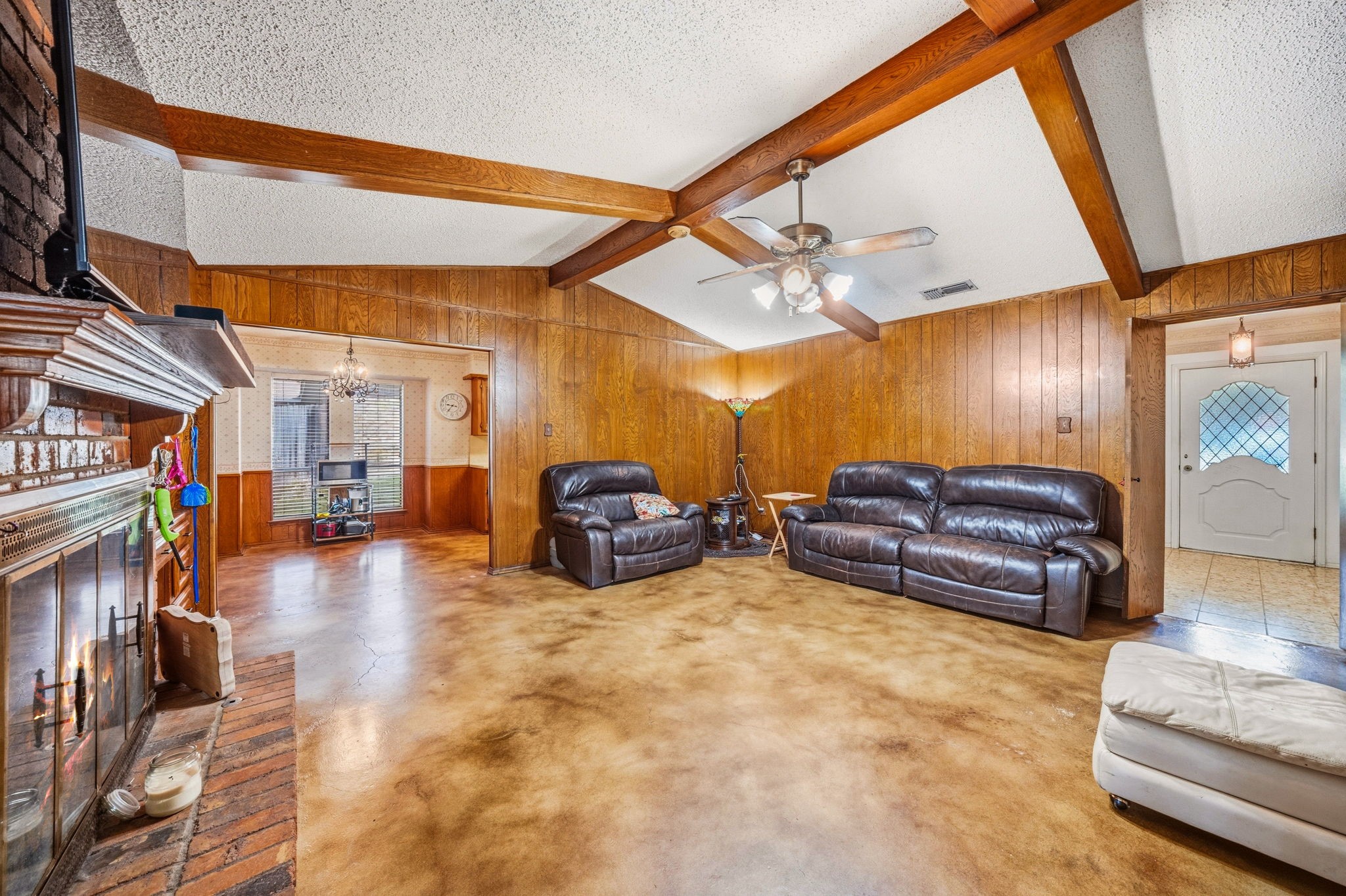 112 Charles Street Desoto TX 75115