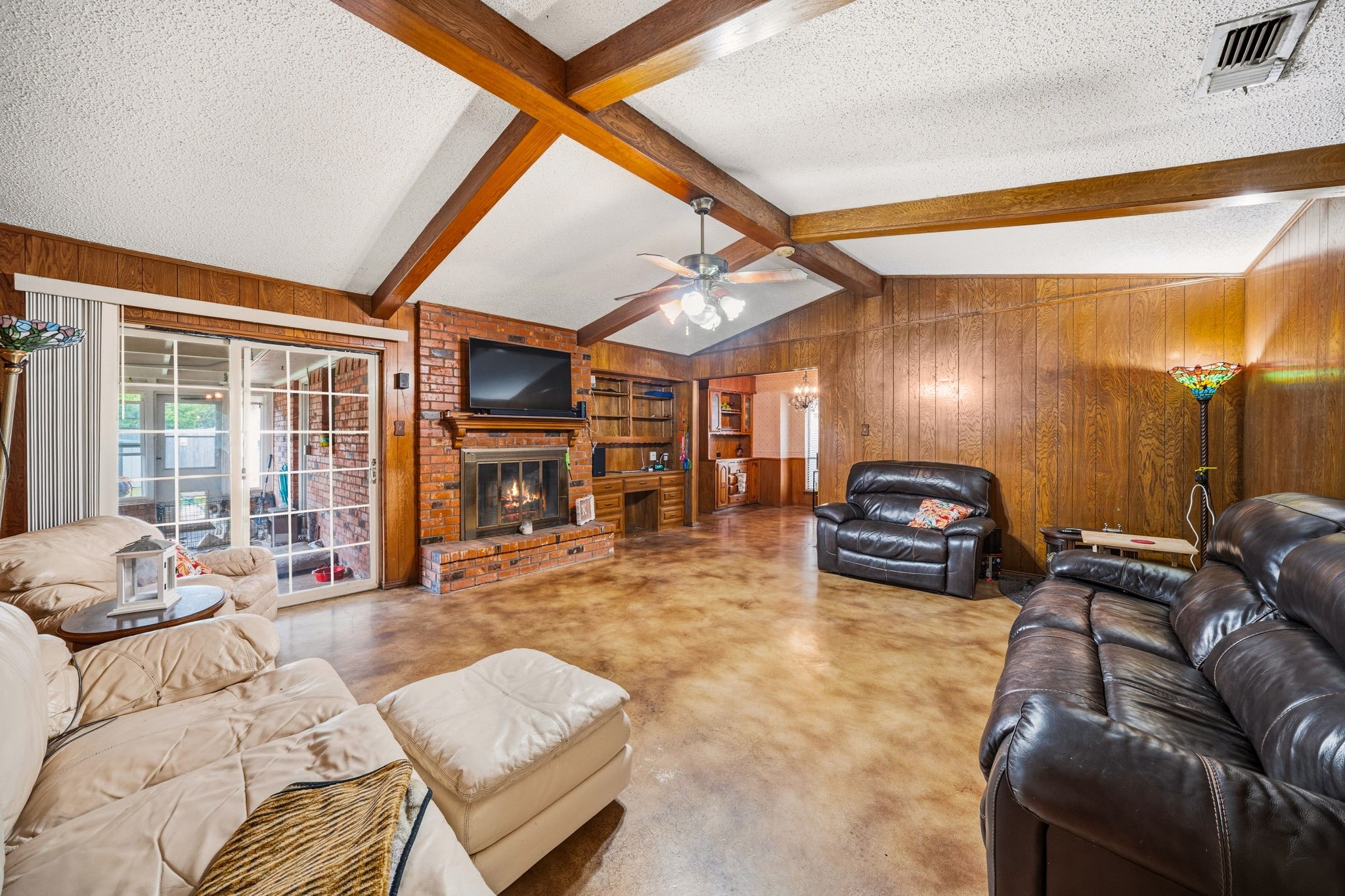 112 Charles Street Desoto TX 75115
